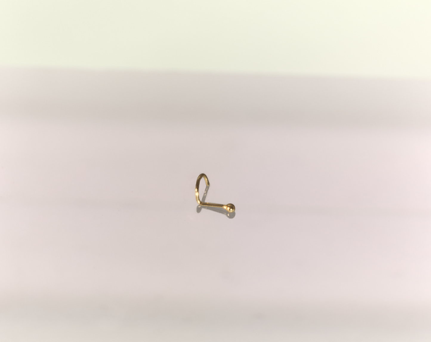 Nose stud 18k