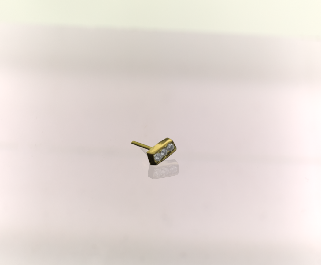 Stud : Small Isa piercing 18k