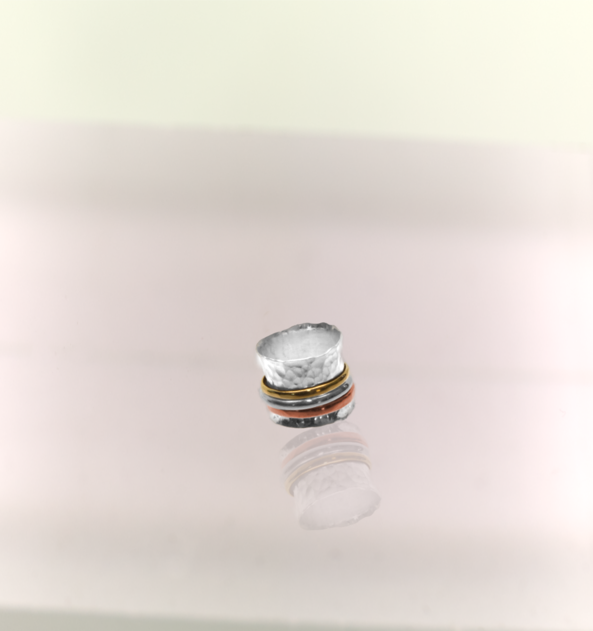 3colours hammered silver ring