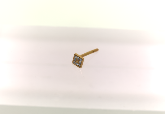 Stud : Jera piercing 18k