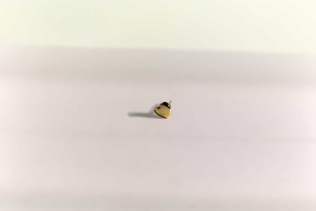 Stud : polished heart 14k