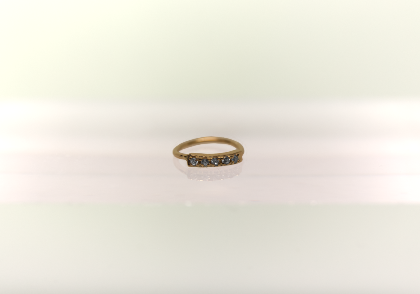 Uruz ring piercing - 18k