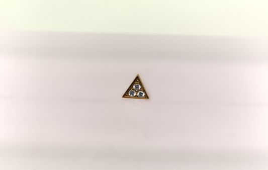 Thurisaz stud Piercing 18k